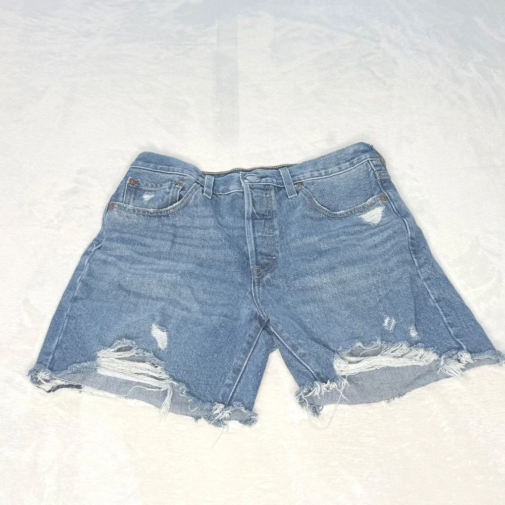 Levis 501 Original Cutoff Denim Shorts Medium Wash‎ Distressed Blue  30